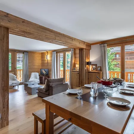 Duplex Familial Meribel Avec Parking, Proche Des Pistes - Fr-1-565-54